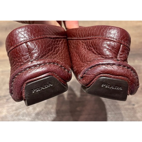 ✨Vintage PRADA Gold Logo Leather Loafers Slip-On Flats with Bow - Picture 6 of 13